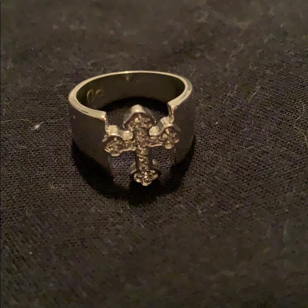 Silver cross ring